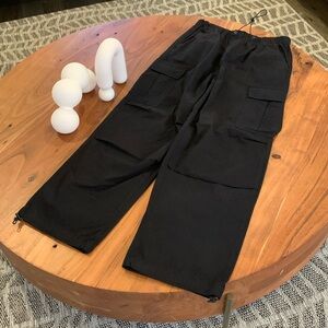 🎯 Used like new Men’s Zara technical cargo pants